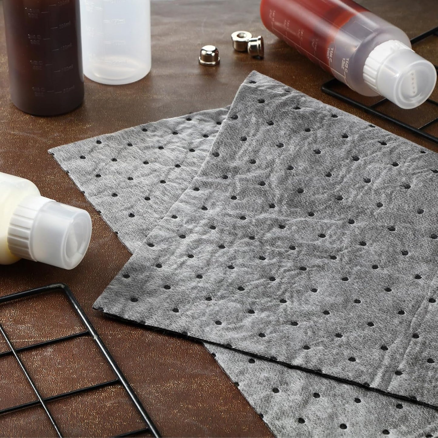 Hoolerry Oil Absorbent Pads Weight Dimpled Pad Garage Accessories Water Absorbent Mat Oil Spill Mat for Absorbing Protecting Home Garage Basement (100 Pcs,Gray,9.8 x 13 Inch)