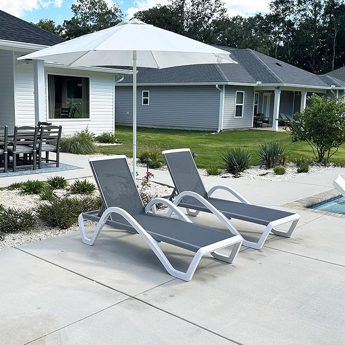 PURPLE LEAF Patio Chaise Lounge Chair Set Outside Aluminum Plastic Stackable Tanning Chairs with Armrests and Side Table for Pool Sunbathing Beach Deck Outdoor Lounger, Grey