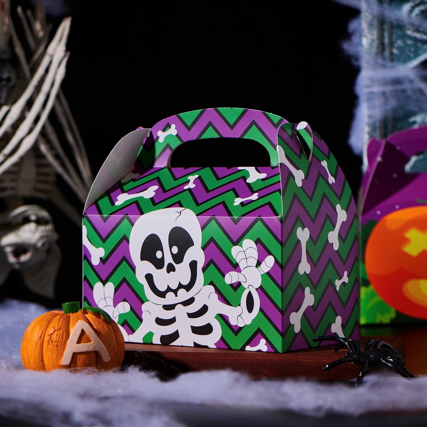 JOYIN 24 PCS Halloween Treat Boxes Candy Boxes, House Cardboard Goodie Bags, Cookies Candy Bags for Kids Children Trick or Treat, Holiday Pastries, Cupcakes, Party Favor Supplies, Decoration