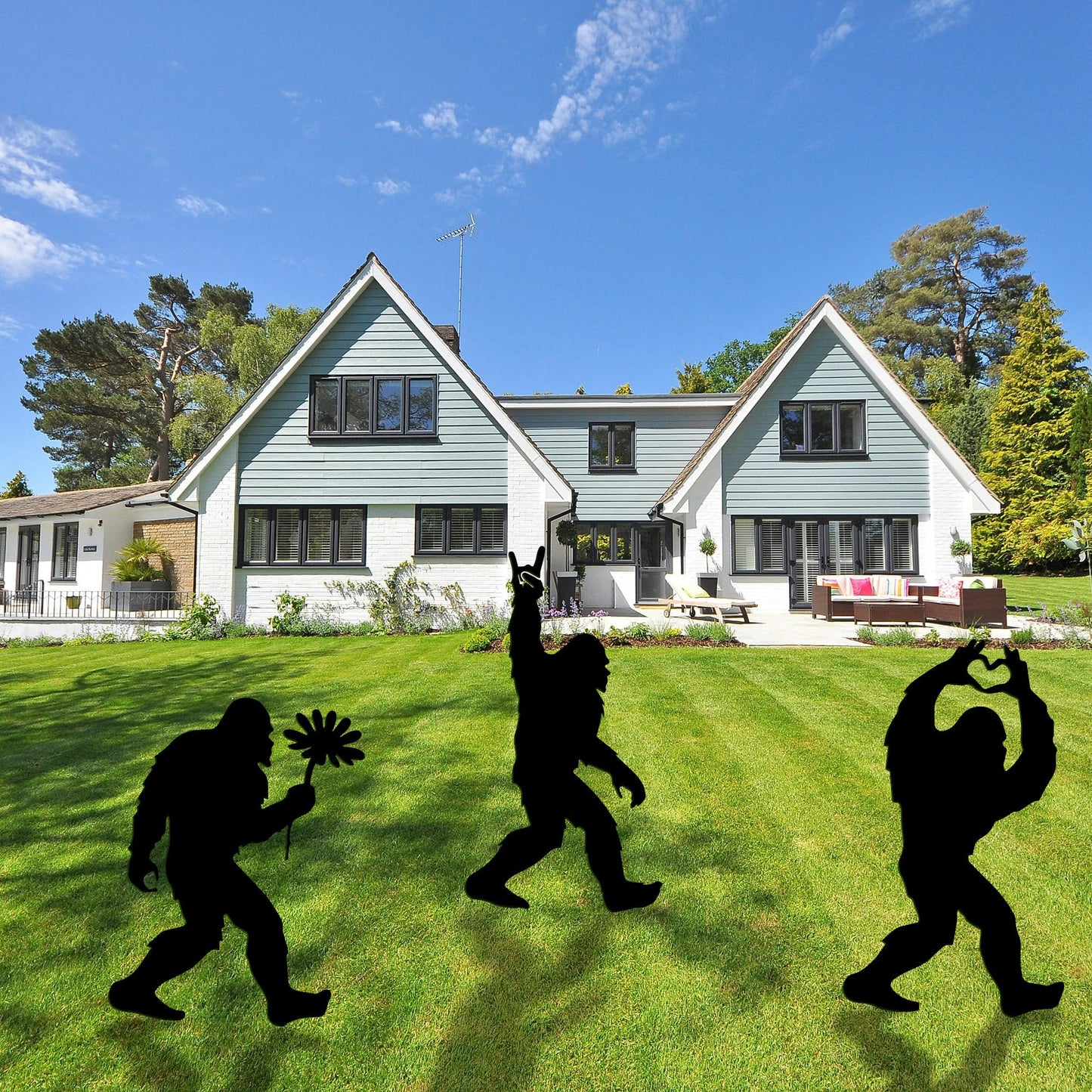 Rajukit Metal Bigfoot Yard Decor - Standout Sasquatch Outdoor Silhouette – Eye-Catching Metal Bigfoot Garden Stakes, Perfect for Garden, Patio, Lawn Decoration(Set of 3)