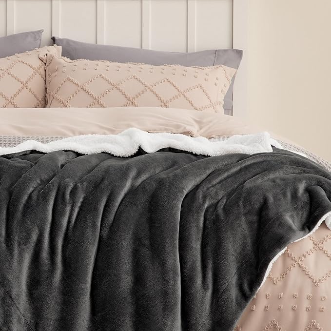 Bedsure GentleSoft Sherpa Fleece Throw Blanket for Couch - Thick and Warm Throw for Women and Men, Soft Fuzzy Plush Car Blanket for Winter, Non-Heated, Charcoal, 50x60 Inches