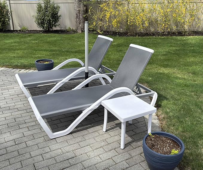 PURPLE LEAF Patio Chaise Lounge Chair Set of 3 Outside Aluminum Plastic Stackable Tanning Chairs with Armrests and Side Table for Pool Sunbathing Beach Deck Outdoor Lounger, Grey