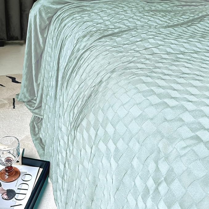 AmyHomie Cooling Blanket,90"x90"Queen Size,Summer Blankets with Double Sided Cold Effect, Arc-Chill Q-Max>0.5 Cool Fiber, Breathable Lightweight Blankets for Hot Sleepers Night Sweats