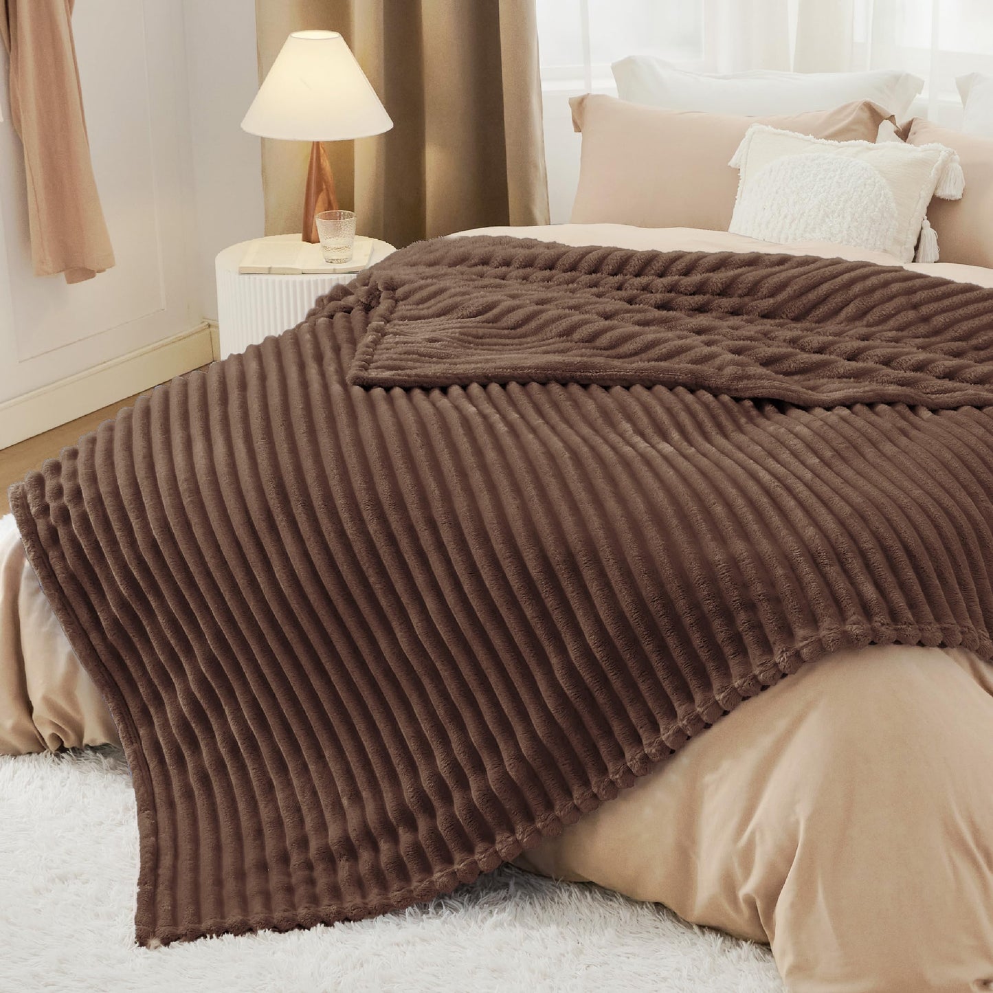 Bedsure GentleSoft Fondue Fudge Full Blanket for Bed - Cozy Soft Blankets for Women, Cute Small Fleece Throws for Girls, Birthday Gifts for Women Decor Gifts for Mom, 84x90 Inches