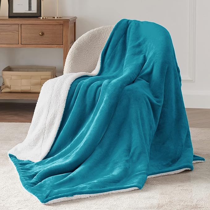 Bedsure GentleSoft Sherpa Fleece Throw Blanket for Couch - Thick and Warm Throw for Women and Men, Soft Fuzzy Plush Blanket for Winter, Non-Heated, Teal, 50x60 Inches