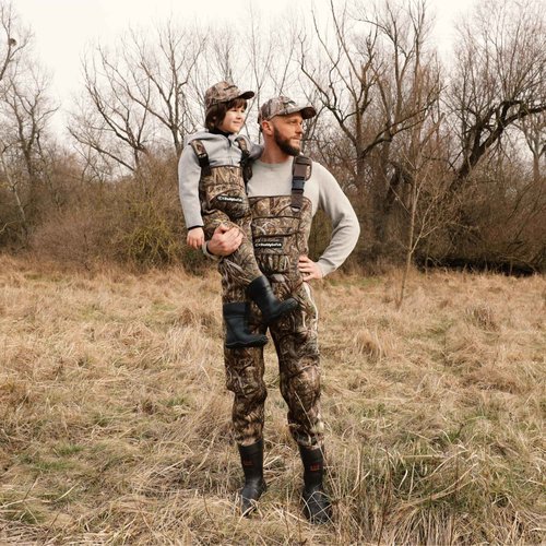 DaddyGoFish Neoprene Chest Waders for Kids and Adults, BootFoot, Fishing & Hunting with a Camouflage Caps, and a Wader Hanger