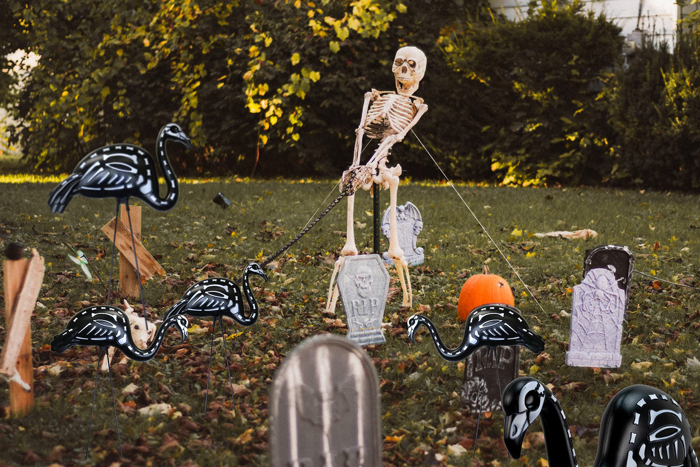 GiftExpress 4-Pack Small Halloween Flamingo, Black Flamingo Skeleton, Zombie Flamingos, Skull Flamingo with Stakes for Halloween Lawn Ornaments, Spooky Graveyard Decorations