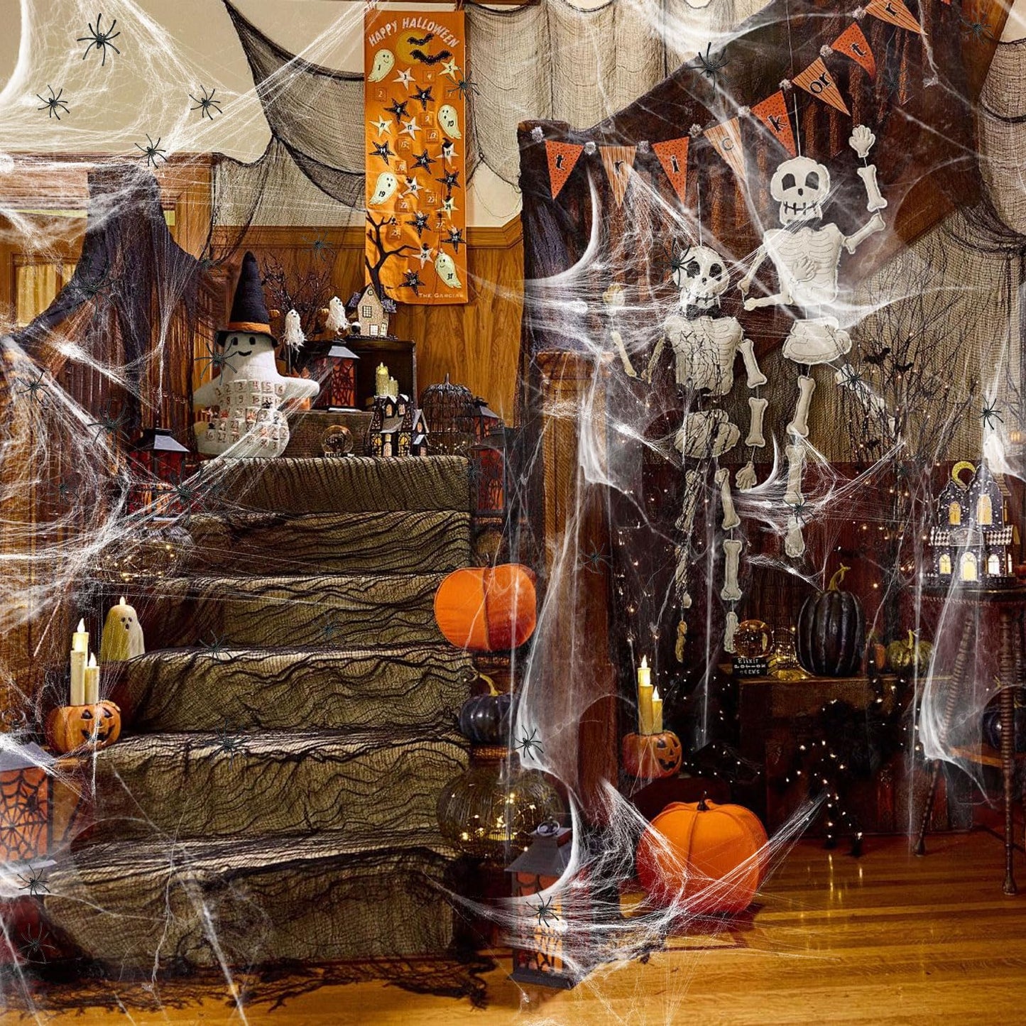 Famoby 1200 sqft Halloween Spider Webs & 50pcs Fake Spiders Super Stretch Cobwebs for Halloween Theme Decoration Indoor and Outdoor Party Supplies