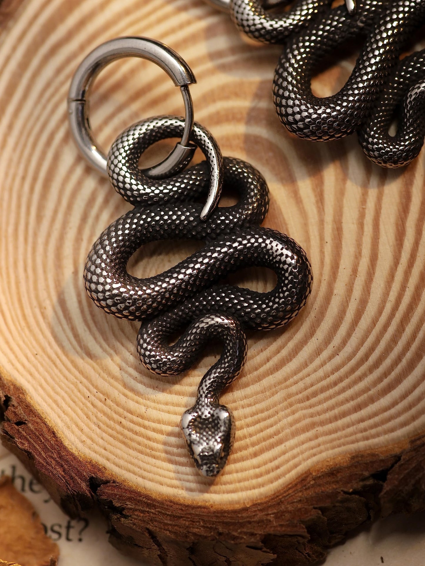 Sacina Gothic Punk Snake Earrings Dangle, Goth Emo Punk Grunge Earrings, Costume Goth Jewelry, Christmas Jewelry Gift for Women