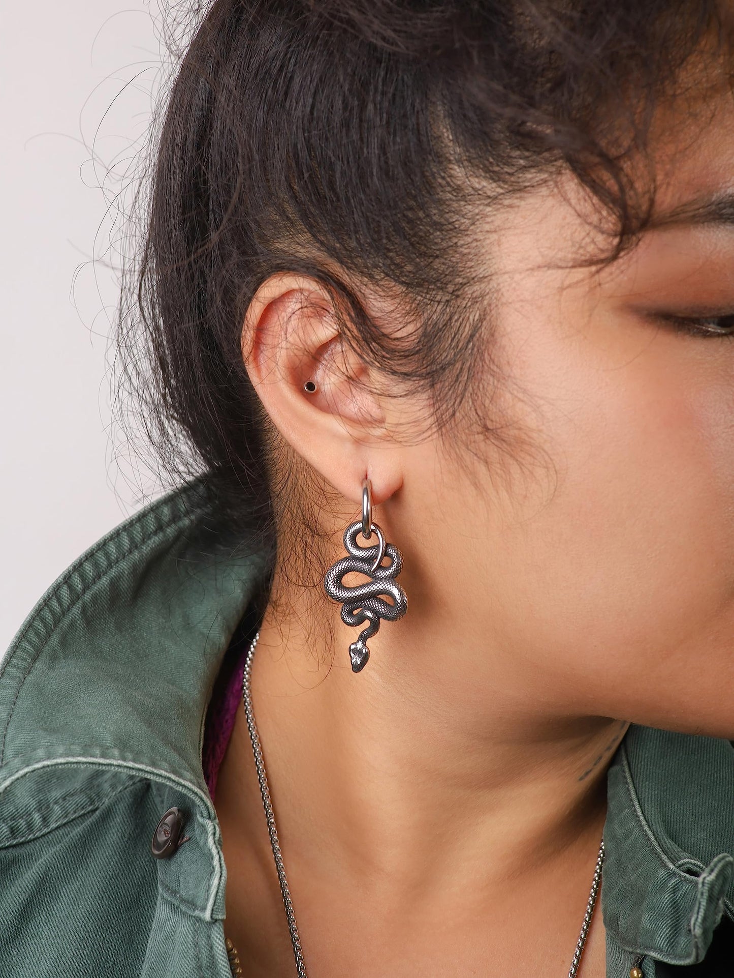 Sacina Gothic Punk Snake Earrings Dangle, Goth Emo Punk Grunge Earrings, Costume Goth Jewelry, Christmas Jewelry Gift for Women