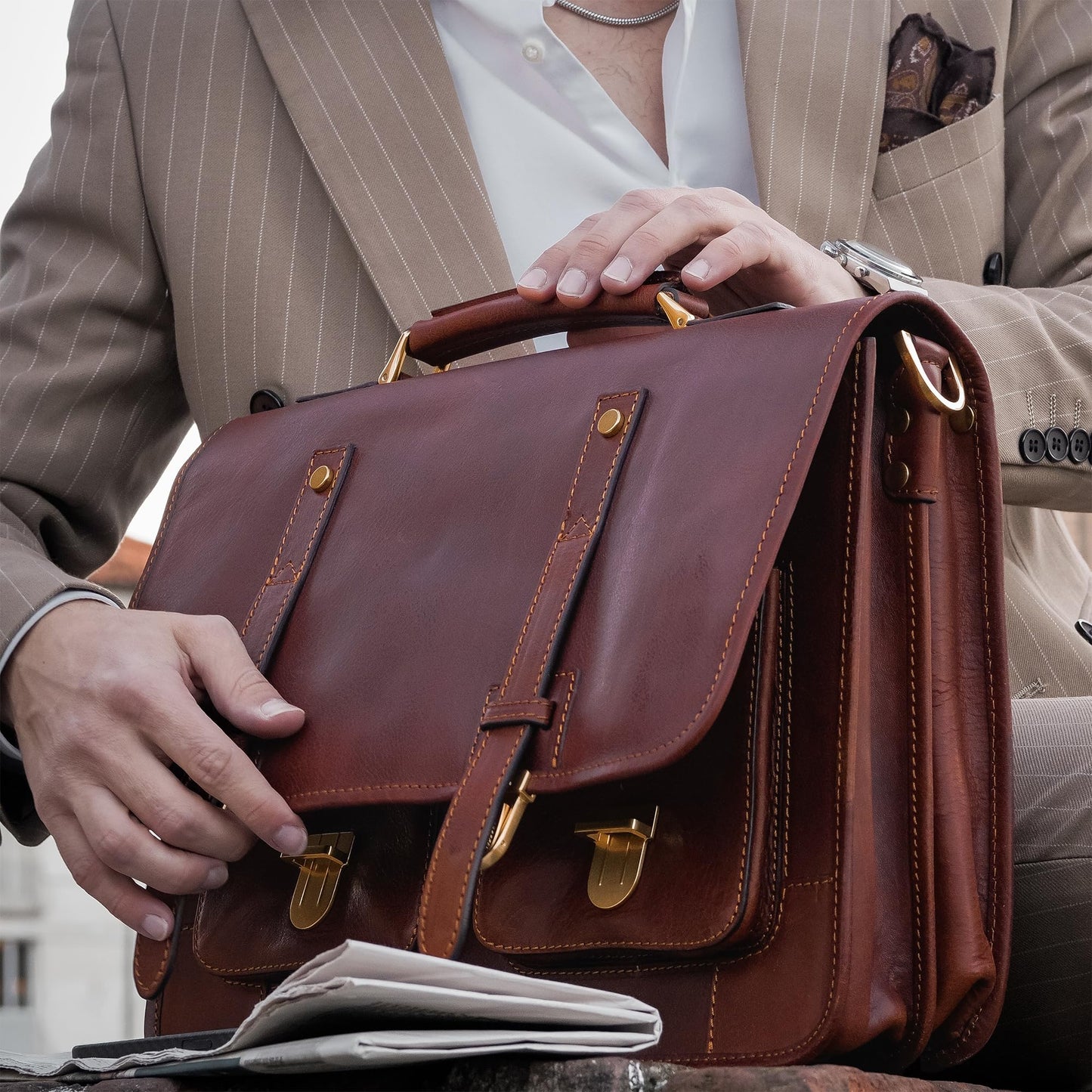 Time Resistance Leather Briefcase – Italian Handmade Leather Laptop Bag – Briefcase Convertible into Backpack (Cognac Brown)