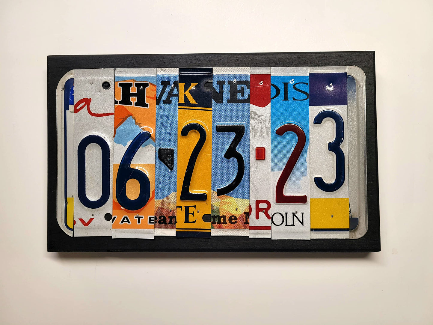 Customized 10th Anniversary Aluminum License Plate Sign - Custom License Plate Sign for Anniversarys, BIrthdays, Weddings, Special Occasions - Unique Gift made from Authentic License Plates