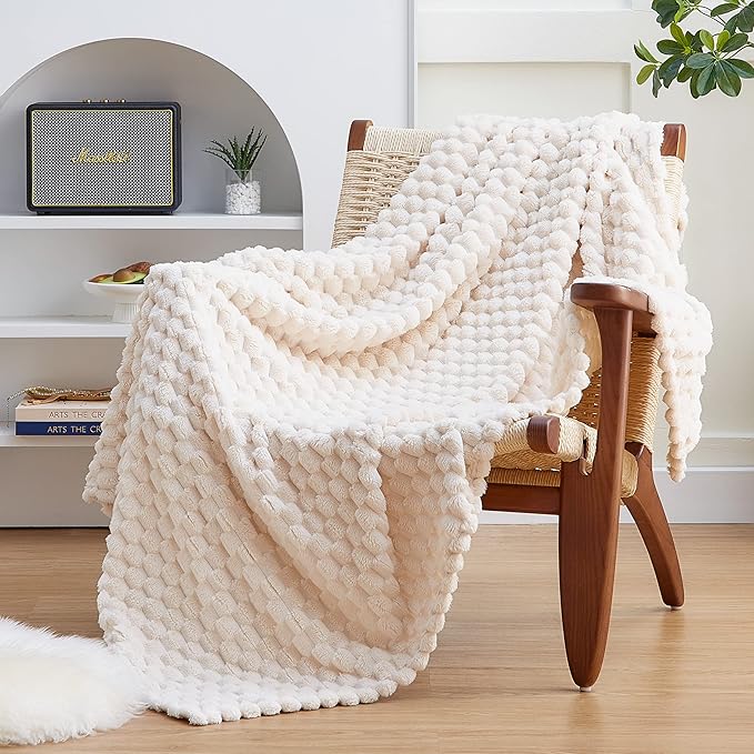 EXQ Home Fleece Throw Blanket for Couch or Bed - 3D Imitation Turtle Shell Jacquard Decorative Blankets - Cozy Soft Lightw...
