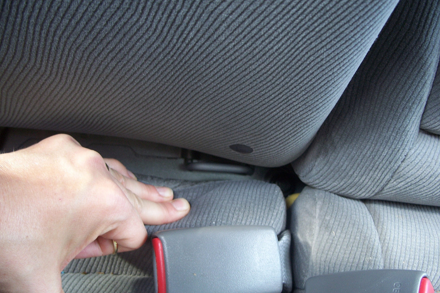 CarMate Cylinder Carrier - Holds 3 D or E Oxygen cylinders