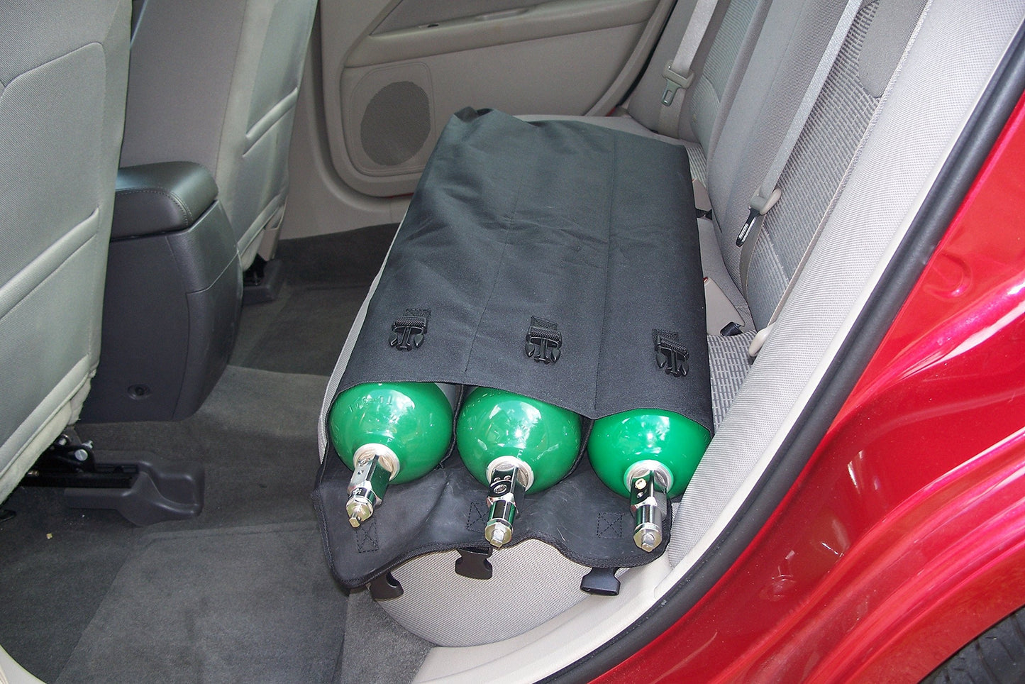 CarMate Cylinder Carrier - Holds 3 D or E Oxygen cylinders