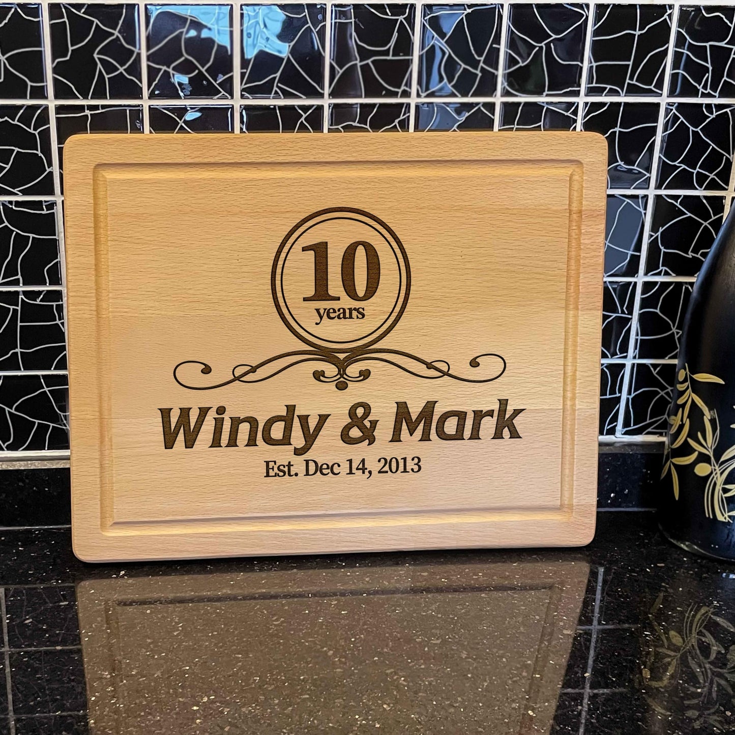 Wedding Gift for Couple 2025, Personalized Cutting Board, Gifts for Couples, Anniversary, Christmas, Registry, Housewarming, Engagement Birthday Gift For Husband, Men, Women, Wife
