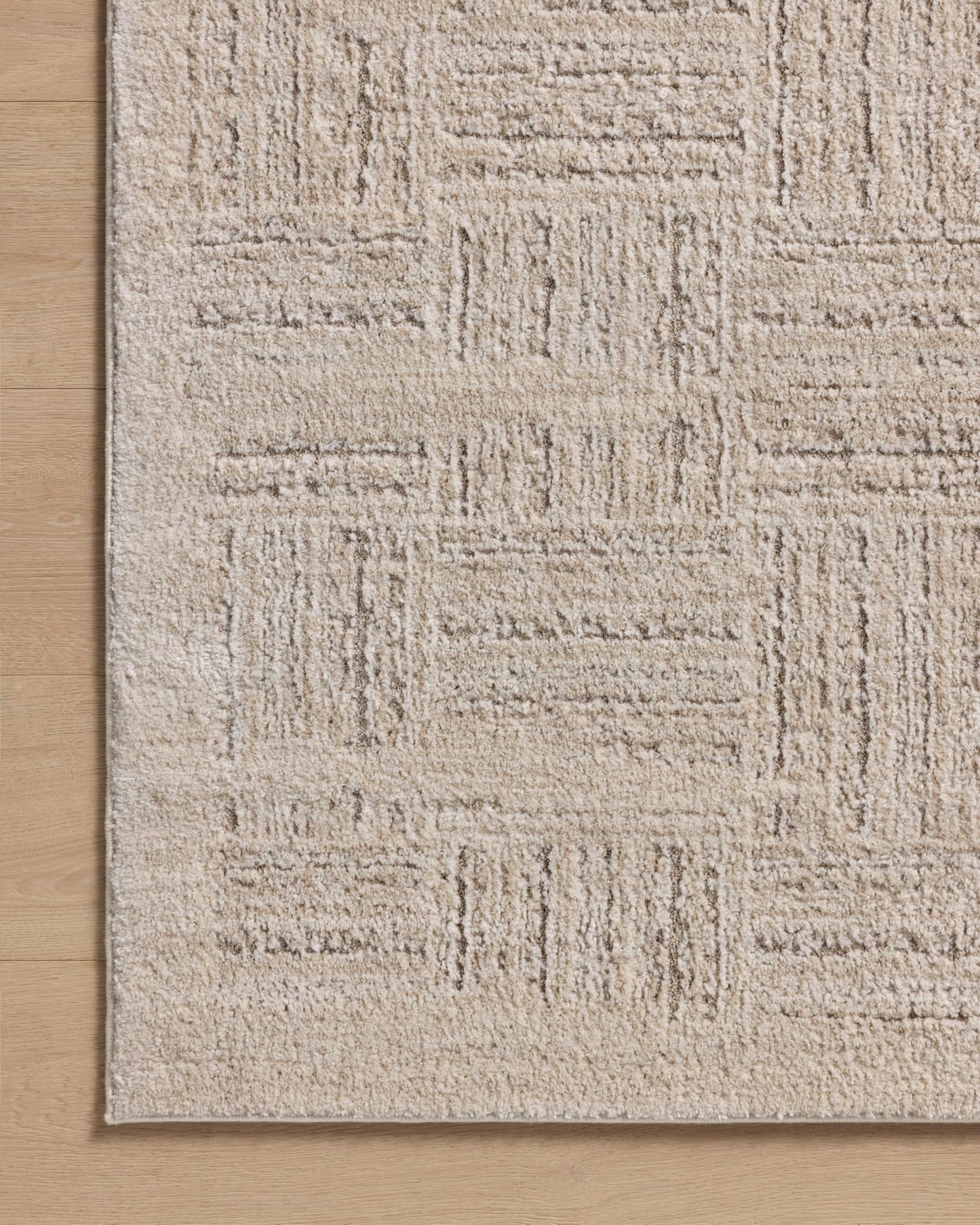 Loloi Amber Lewis Monty Collection MOT-01 Ivory/Taupe 5'-3" x 7'-6", .50" Pile Height, Accent Rug