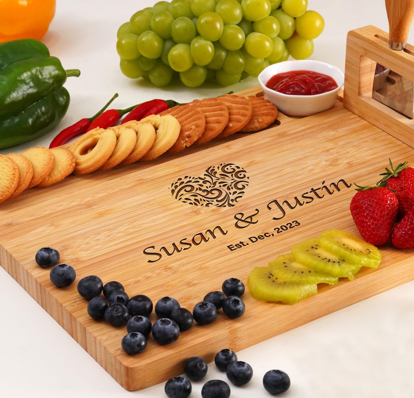 Personalized Charcuterie Board, Wedding Gifts for Couples 2025, Custom Engraved Cutting Board for Anniversary, Engagement, New Home, Christmas, Gift for Bride, Parent, Women, Newlyweds, Housewarming