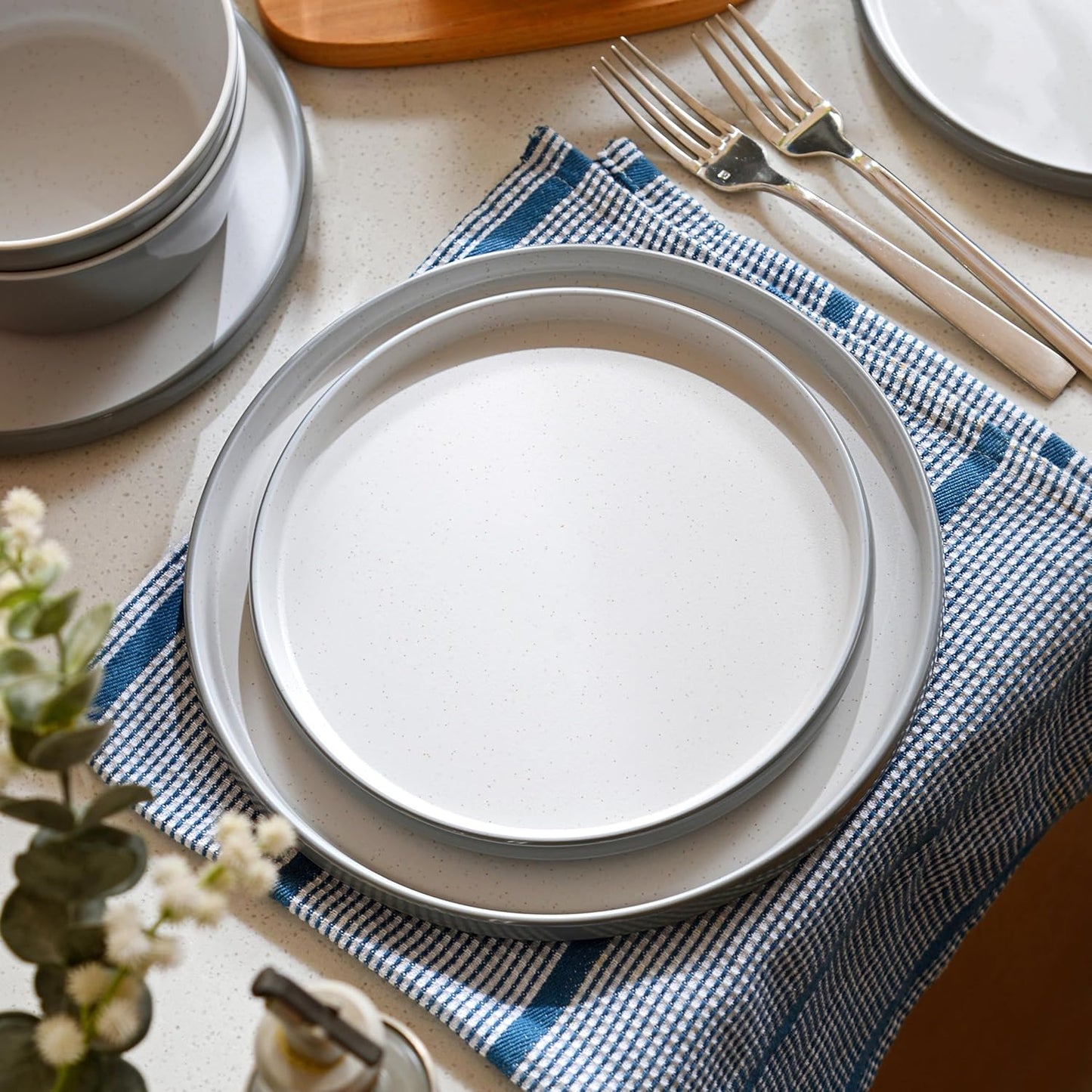 Melamine Dinnerware Sets, Dishware Sets for 4, 12 Pcs Plate and Bowl Set with Lipped Edges, Lightweight Dish Set for Camping,Dishwasher Safe,Good for Housewarming(Light Grey,White)