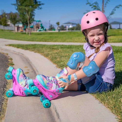 Black Roller Skates (M) + Blue Protective Gear Combo
