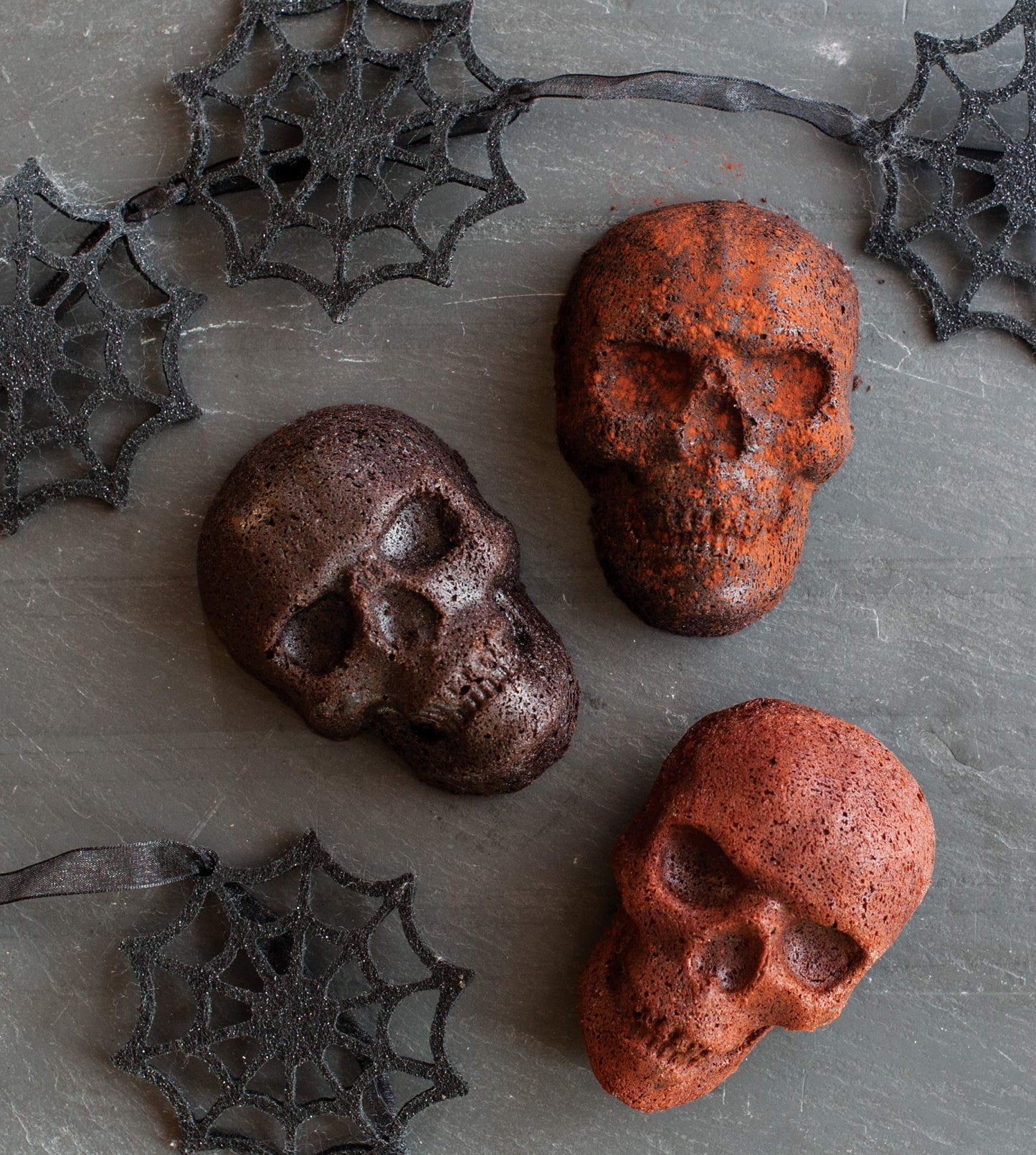 Nordic Ware Halloween Bakeware, Haunted Skull Cakelet Pan, Bronze