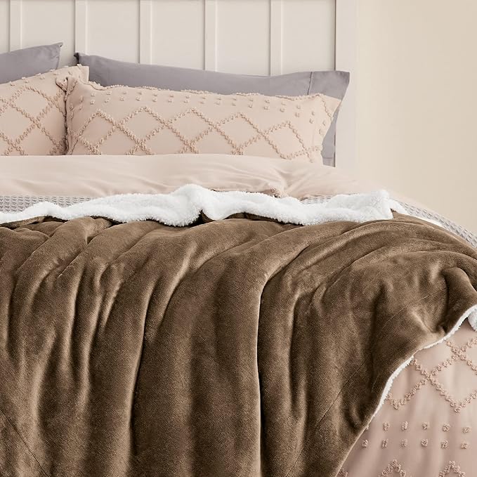 Bedsure GentleSoft Sherpa Fleece Throw Blanket Twin Size for Couch - Thick and Warm Throw for Women and Men, Soft Fuzzy Plush Twin Blanket for Winter, Non-Heated, Camel, 60x80 Inches