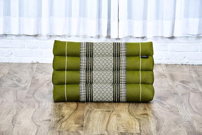 Leewadee Triangle Cushion – Comfortable Backrest for TV or Reading, Incline Pillow for Relaxing Made of Kapok, 20 x 13 x 13 inches, Green