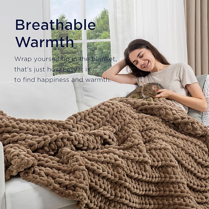 Maetoow Handmade 10 lb Soft Knitted Weighted Blanket, 40 x 60 in Breathable Chunky Knit Gravity Blanket Throw, Home Decor for Sofa Couch Bed, Brown