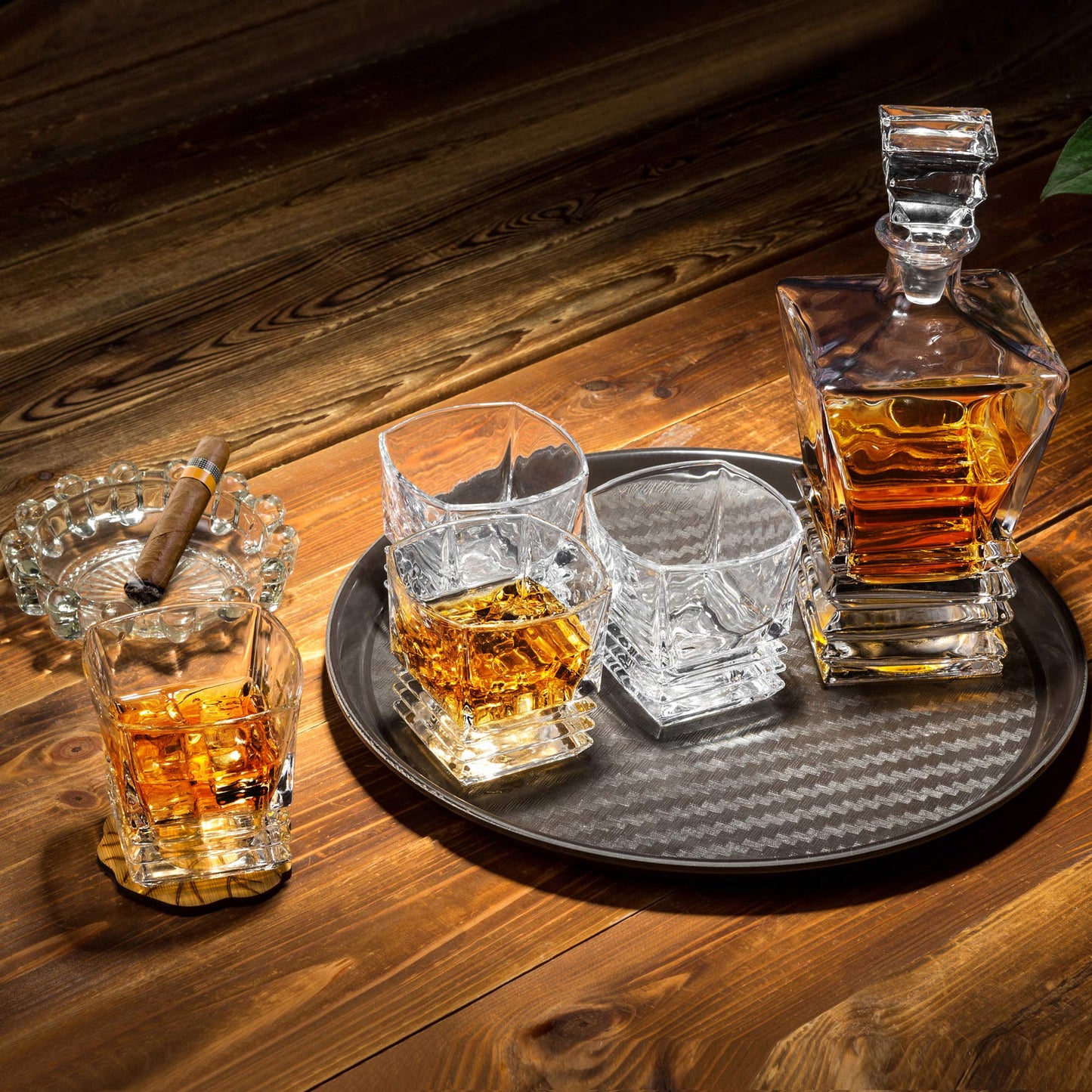 KANARS Whiskey Decanter Set - Crafted Crystal Decanter With 4 Lowball Glasses for Scotch, Bourbon or Liquor - Men Dad Gift for Birthday, Retirement, Christmas Thanksgiving, Wedding and Housewarming