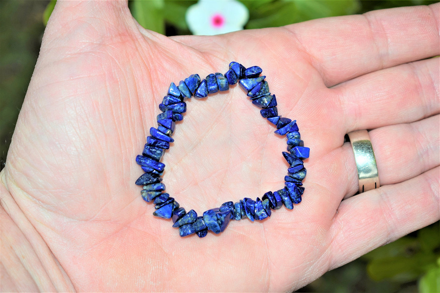 Zenergy Gems CHARGED 7 Lapis Lazuli Crystal Chip Stretchy Bracelet Tumble Polished + Selenite Charging Crystal Included (INCREAS