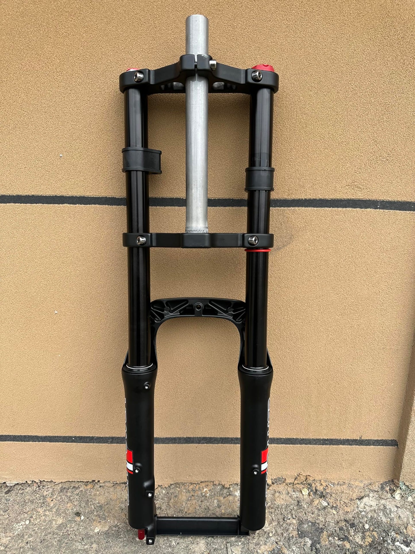AUTES 20 inch 4.0" Fat Tire Electric Bike Air Suspension Fork, Spacing Hub 135mm 1 1/8 Straight Tube MTB Manual Lockout 9mm QR Mountain Bike Double Shoulder Ebike Front Forks(20"×4")