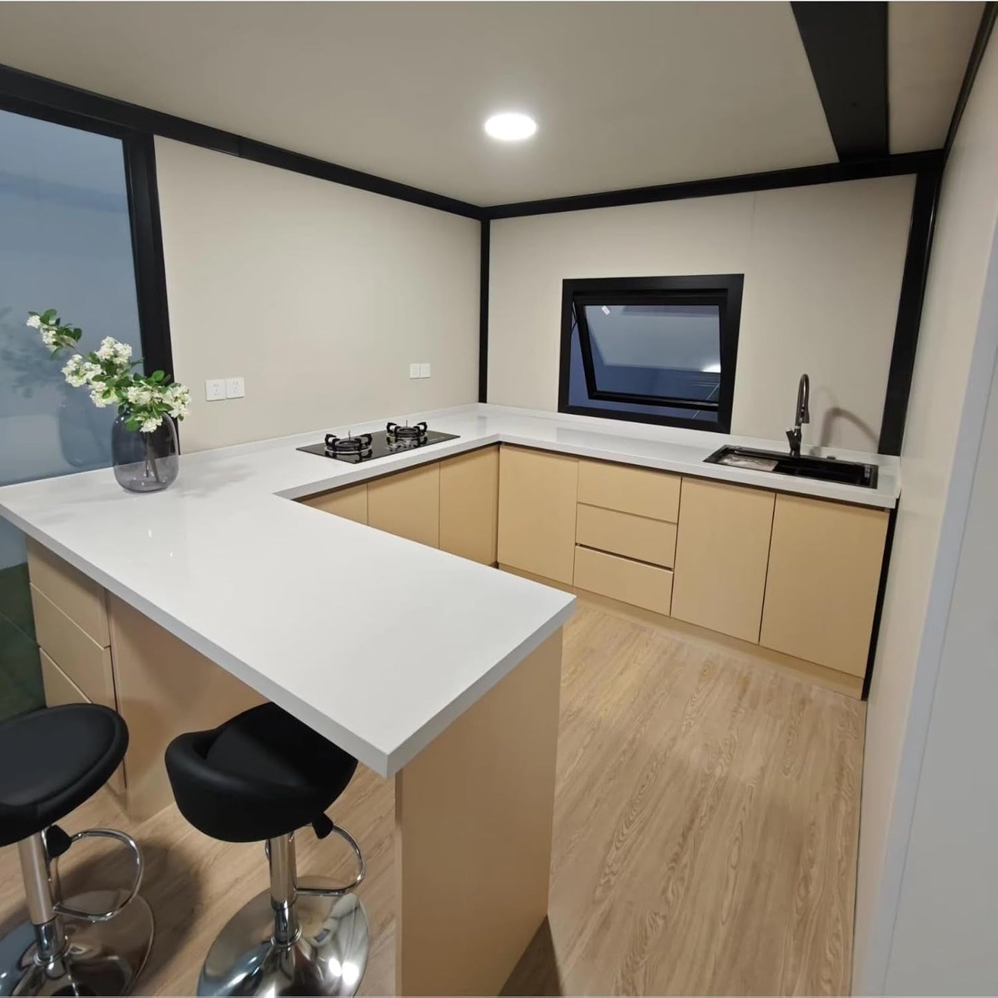 Prefab Tiny Homes for Sale, Extendable Container House Casas Prefabricadas Para Vivir 20Ft 40Ft Foldable Modular House with 2-3 Bedrooms, Kitchen and Bathroom Tiny Houes to Live in for Adults
